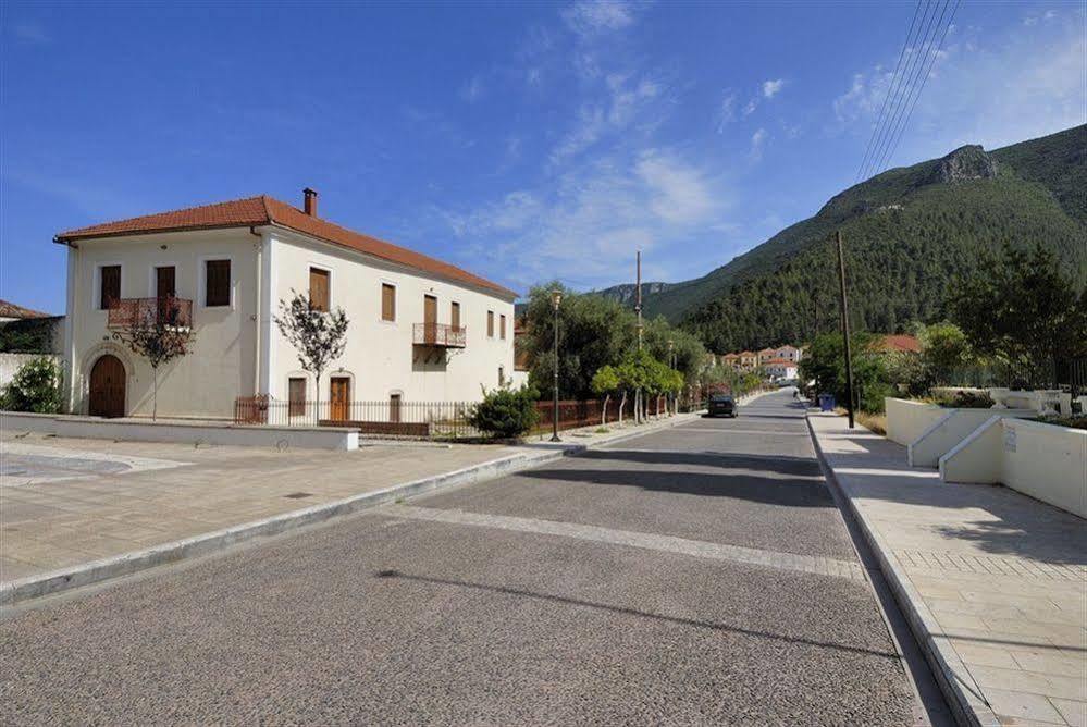 Byzantinon Hotel Leonidio Exterior photo