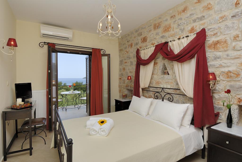 Byzantinon Hotel Leonidio Exterior photo